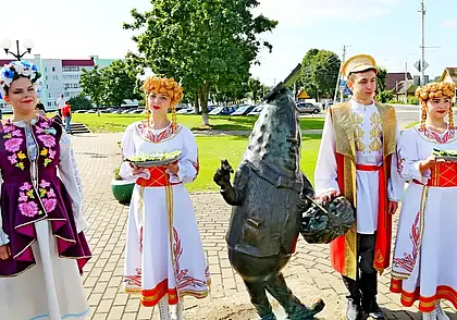 В Шклове отметили День огурца. Фотофакт