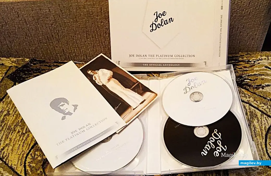 Джо Долан в виде CD.