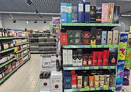 В Витебске мужчина на премиальном авто украл алкоголь в магазине: нуждался в адреналине
