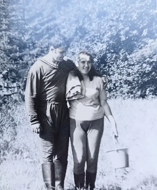 Сычково, 1965 г. Александр и Людмила пошли за грибами..