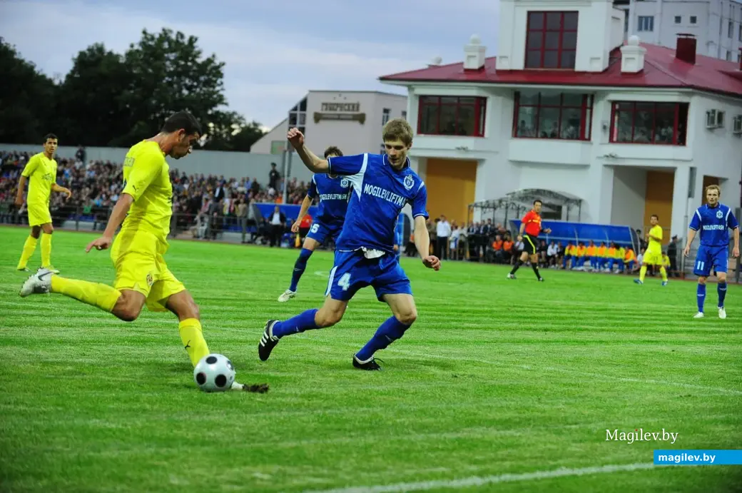 26.08.2010, Могилев. Фрагмент матча «Днепр» – «Вильяреал».