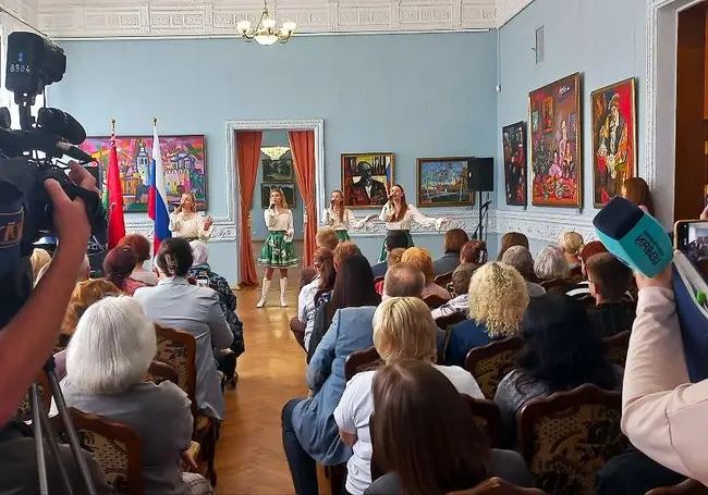 В Могилеве открылась замечательная выставка художников-фронтовиков