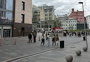 В «Детском мире» в центре Москвы прогремел взрыв. Есть погибший и пострадавшие