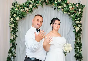 «Оказалось, девушка любит рыбу ловить и уху есть». Бобруйские молодожены