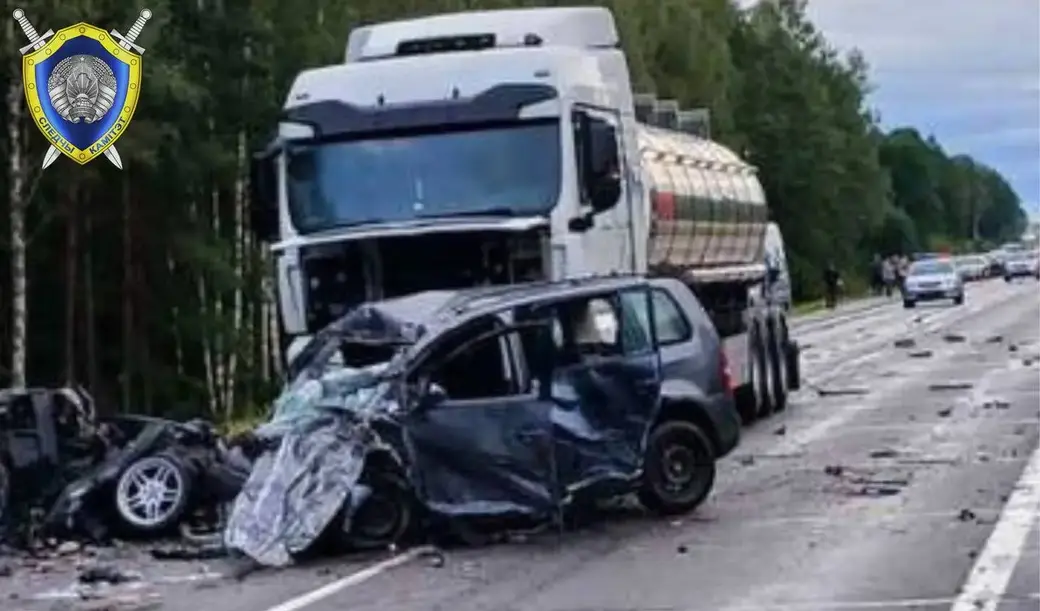 В Ивацевичском районе Брестской области 25 августа столкнулись 3 автомобиля. Фото ТК-Следственный комитет Беларуси.