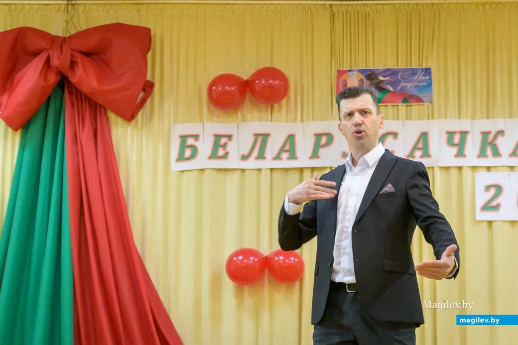 27.08.2025. Бобруйск. Межрайонный фестиваль творчества «Беларусачка-2025». «Всё это Беларусь моя!» Исполняет Сергей Смоликов