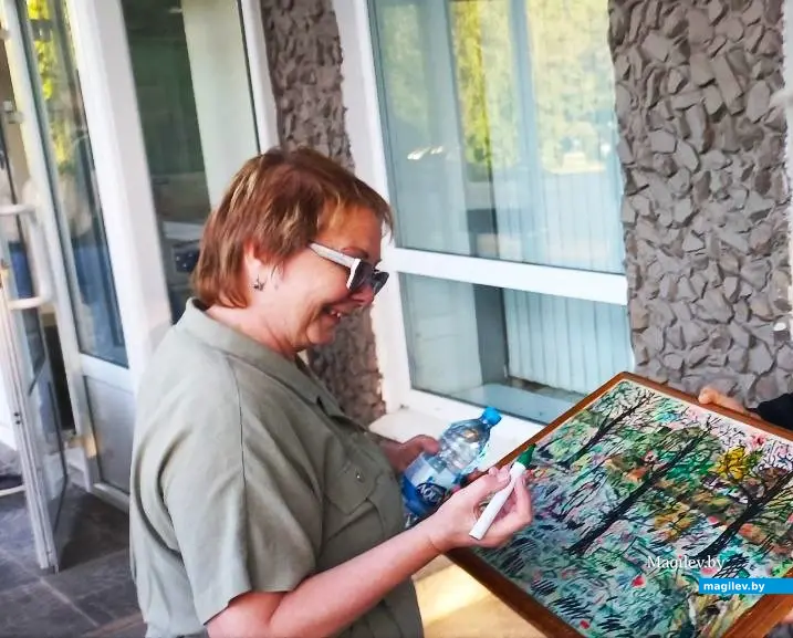 13.08.2025, Могилев. Рисует Люда Могилевич.