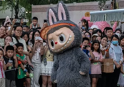 Создатель лабубу вошел в топ-100 богатейших людей мира