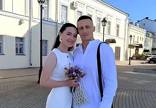 «С ним я чувствую уверенность и полную защиту». Свадебная пара недели