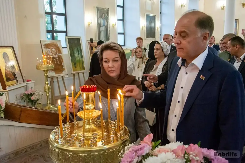 30 августа 2025 года. Духовно-просветительский молодежный фестиваль «Добрыя людзi». Молебен с участием почетных гостей в соборе Александра Невского. Государственный