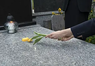 В Беларуси ограничили наценки на ритуальные услуги