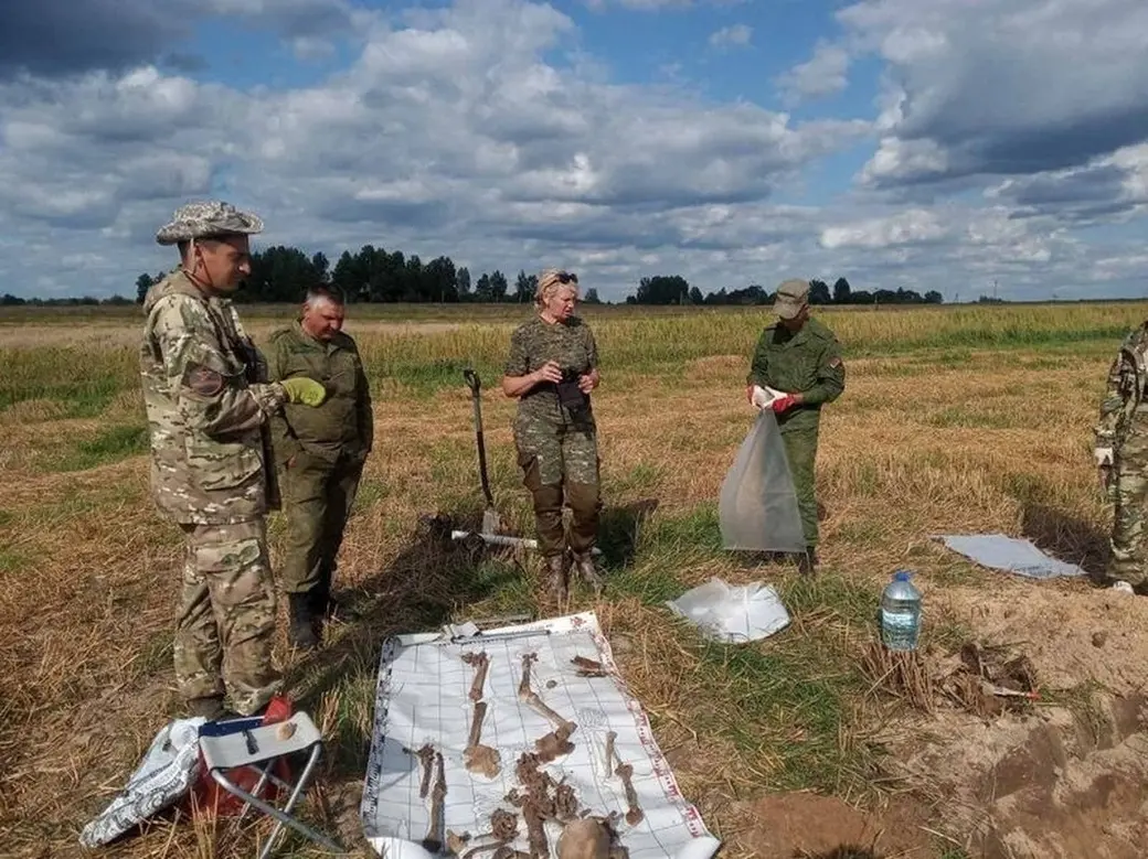 Полевые поисковые работы в Климовичском районе. Июль 2025 год. Фото Светланы Борисенко.