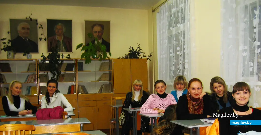 2008 год, Могилев. Студенты-журналисты МГУ имени А.А.Кулешова: «К занятиям готовы!».