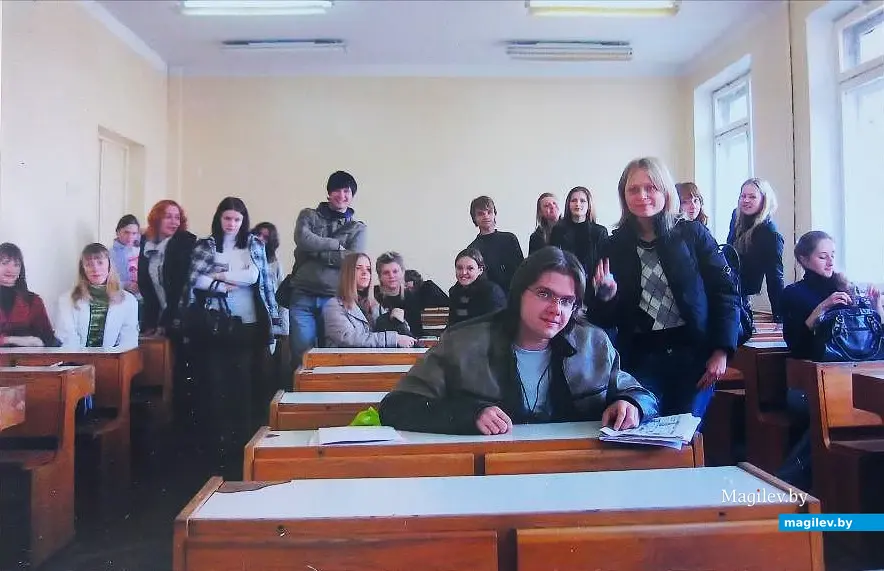 2007 год, Могилев. Студенты-журналисты МГУ имени А.А.Кулешова: «Пара закончилась!».