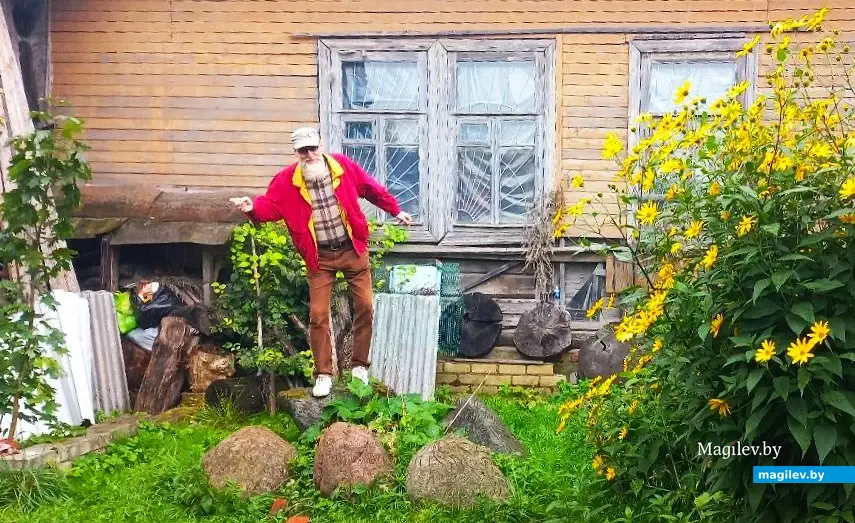 Август 2025 года, Могилев. В мастерской у Игоря Гришина.