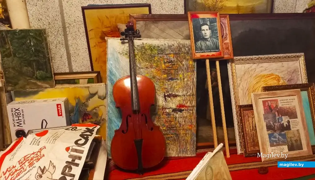 Август 2025 года, Могилев. В мастерской у Игоря Гришина.