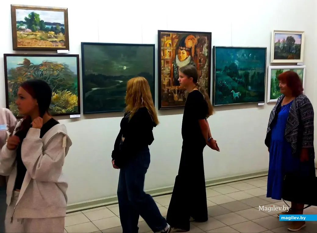 12.09.2025, Могилев, музей Павла Масленикова. Открытие выставки Веры Юрковой «В поисках истины».