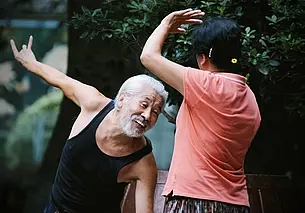 Средняя ожидаемая продолжительность жизни населения Китая достигла 79 лет