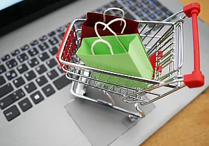 Белорусам напомнили о рисках передачи паспортных данных на российском маркетплейсе