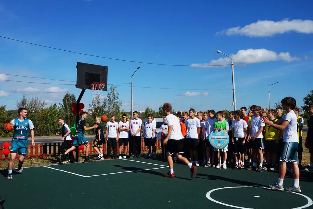 В канун Дня народного единства в Могилеве открыли три новые спортивные площадки. Фото: Ольга Емельянова