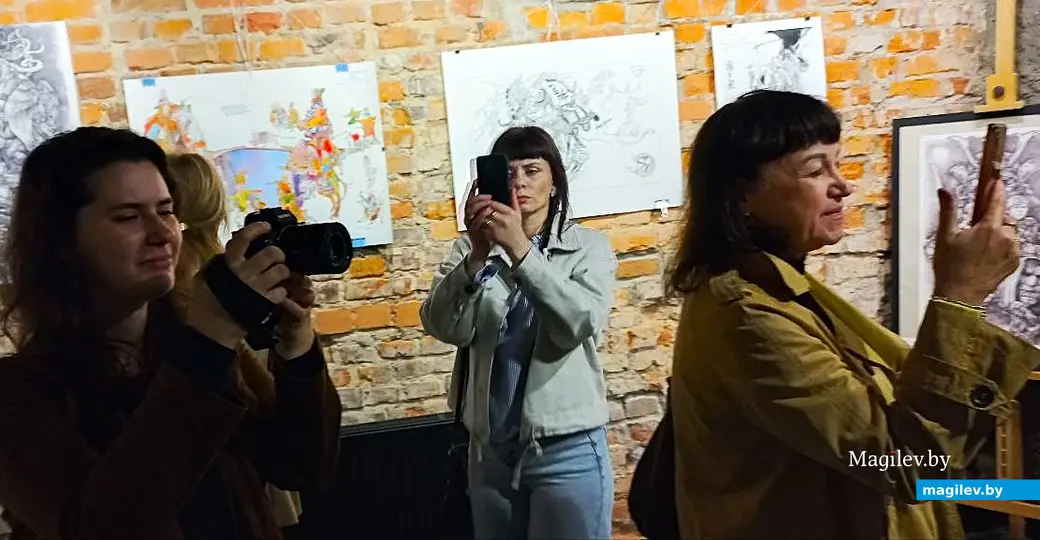 19.09.2025, Могилев, «Арт-ЦУМ». Открытие выставок Виктора де Буга и Валерия Кулешова.