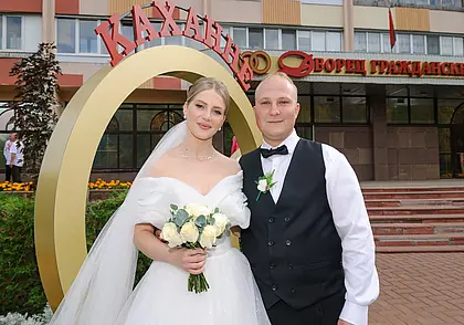 «Да вы посмотрите на нее, в ней все безупречно!» Молодожены недели в Бобруйске