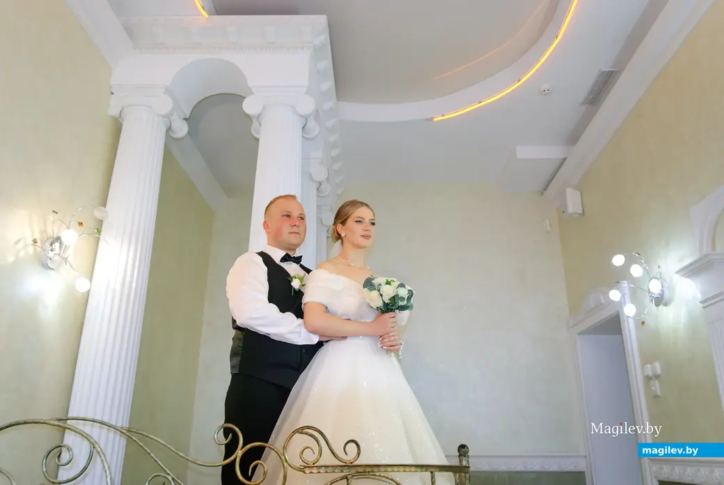 19.09.2025. Отдел ЗАГС Бобруйского горисполкома. Свадебная пара. Екатерина и Владимир