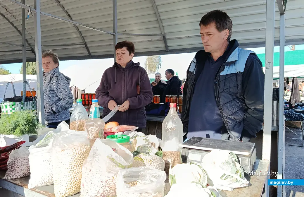 24.09.2025 год. Центральный глусский рынок.