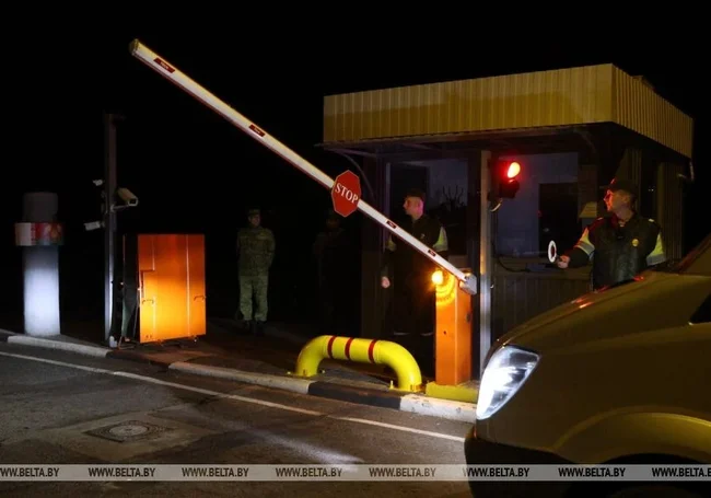 Польша открыла границу с Беларусью. Какая обстановка в пунктах пропуска?