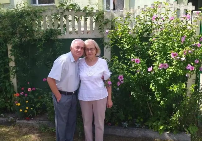 Лидия Кравченко, бывший зам. директора школы №13: «Накануне Дня учителя собираемся в кафе»