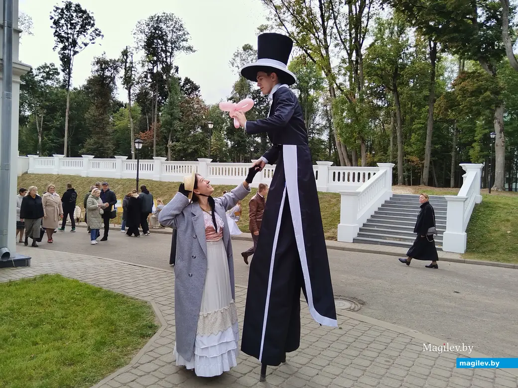 27.09.2025 г. Жиличи. Вераснёўскі фэст. Усадьба Булгаков.
