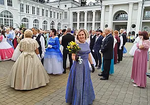 Бал в Жиличах. «Вераснёўскі фэст» оживил дворец и парк. Фоторепортаж