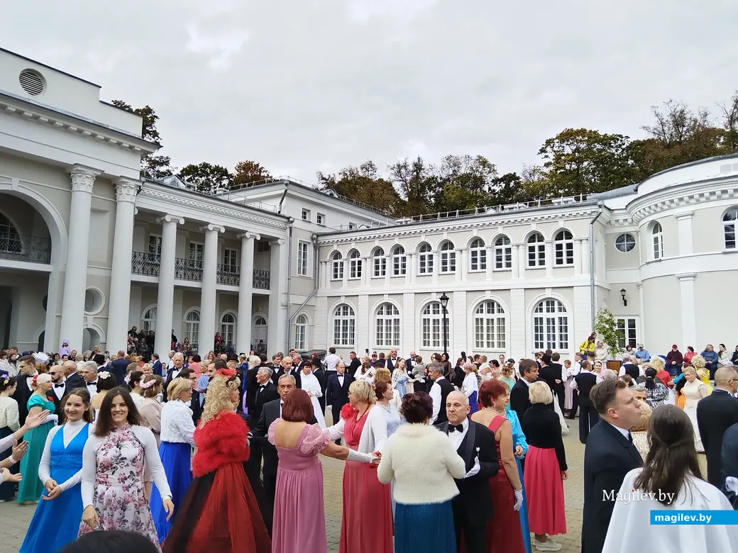 27.09.2025 г. Жиличи. Вераснёўскі фэст. Усадьба Булгаков.