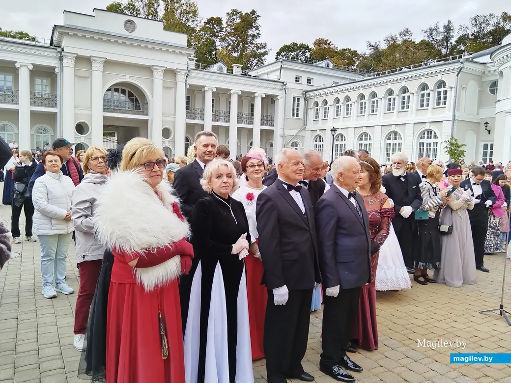 27.09.2025 г. Жиличи. Вераснёўскі фэст. Усадьба Булгаков.