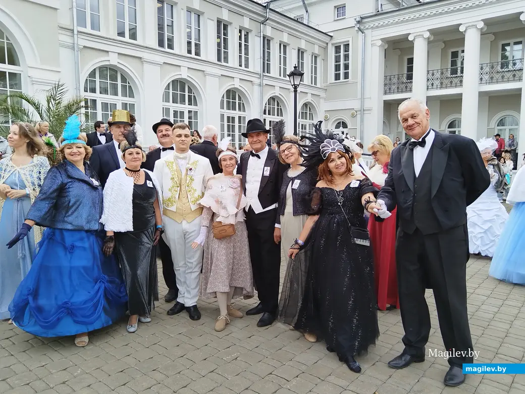 27.09.2025 г. Жиличи. Вераснёўскі фэст. Усадьба Булгаков.