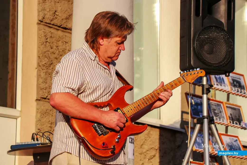 2019, Могилев. Валерий Козлов на тусовке могилевских «семидесятников».