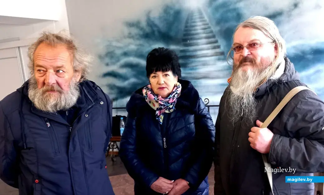 02.10.2025, Могилев, Казимировка. У ритуального центра.