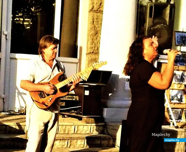 2019, Могилев. Валерий Козлов и Елена Материнко на тусовке могилевских «семидесятников».