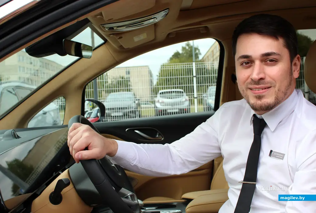 Тест-драйв бизнес-минивэна от Voyah в Могилеве 3 и 4 октября.