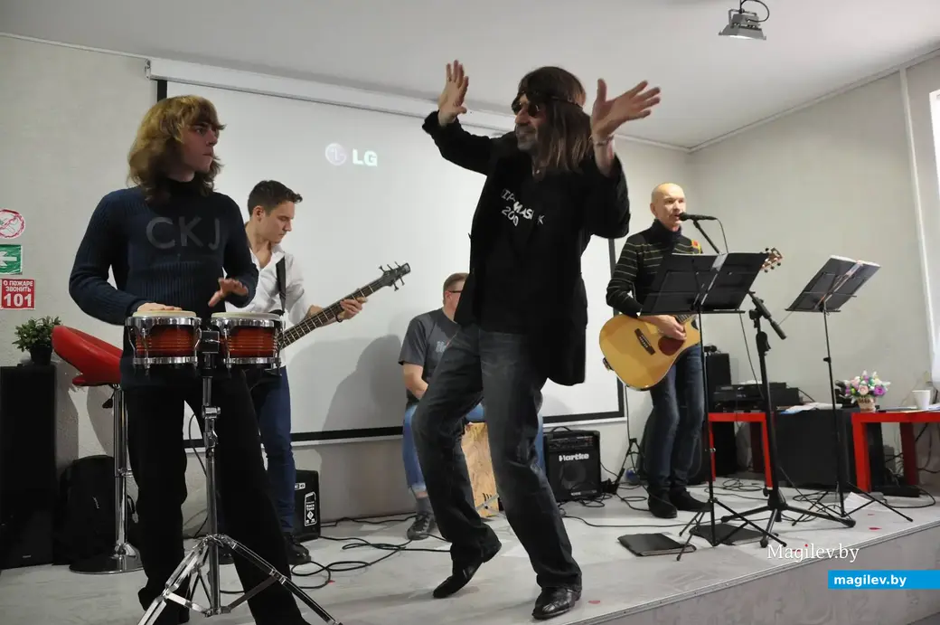 Декабрь 2014 года, Могилев, антикафе «Чердак».