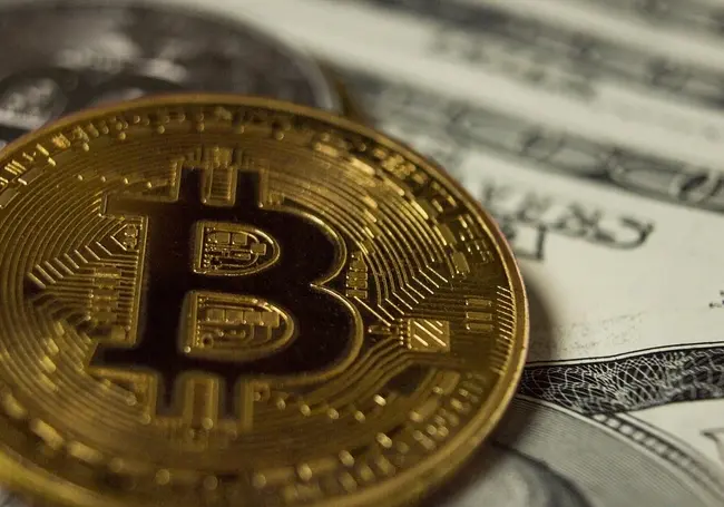 Стоимость биткоина обновила исторический максимум, превысив 125 тысяч долларов