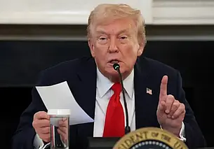 Рынок криптовалют рухнул после поста Трампа о новых пошлинах против Китая