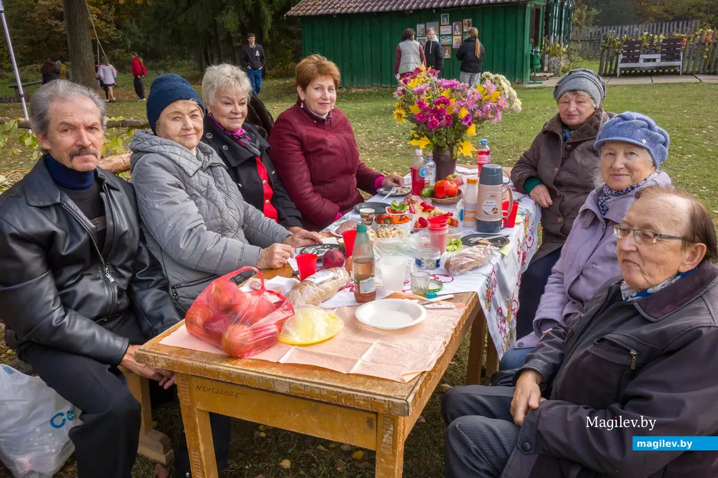 11.10.2025. Поселок Глуша. Региональный фестиваль народного творчества и ремесел «Глушанскi хутарок»