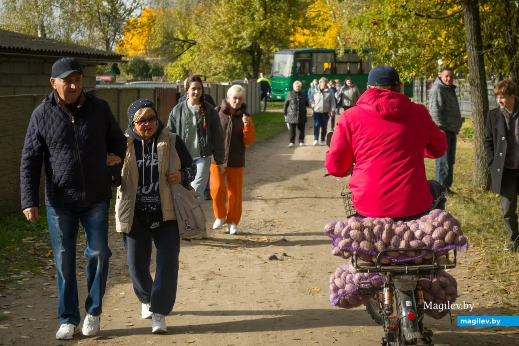 11.10.2025. Поселок Глуша. Региональный фестиваль народного творчества и ремесел «Глушанскi хутарок»