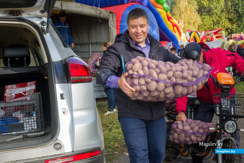 11.10.2025. Поселок Глуша. Региональный фестиваль народного творчества и ремесел «Глушанскi хутарок»