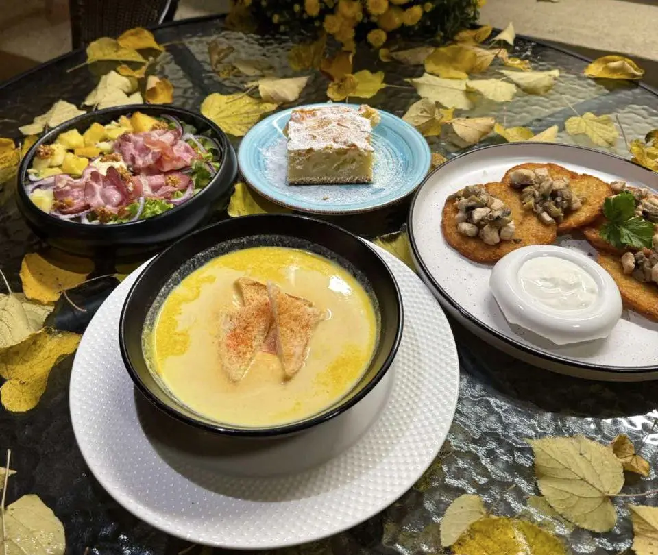 Сет рестобара Colette.