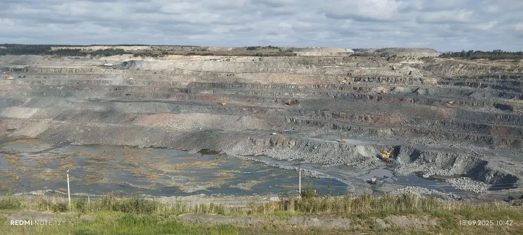 Гранитный карьер в Микашевичах.