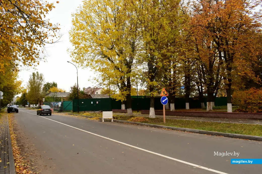 10.10.2025, Бобруйск, площадь Победы. Строительство ТЦ .