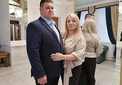 Повернул не направо, а налево – и привез в ЗАГС. Свадебная пара недели