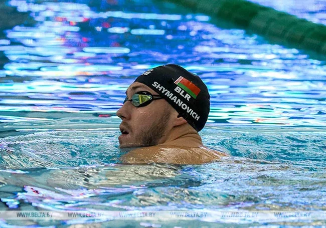 Белорус Илья Шиманович завоевал золото на втором этапе Кубка мира по плаванию